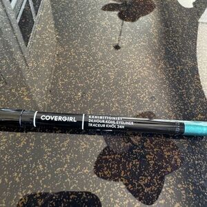 COVERGIRL Exhibitionist Kohl Eyeliner in Black and Teal